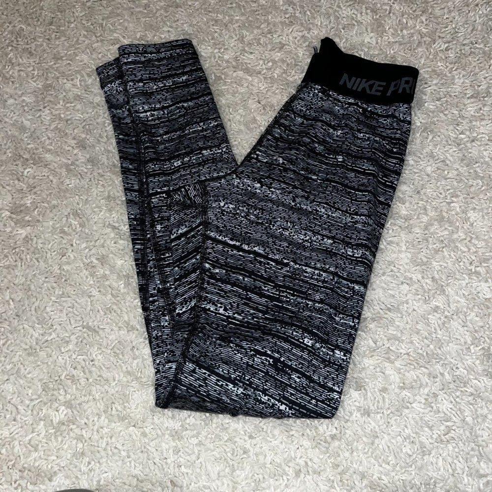 nike pro dri fit full length leggings size xs
